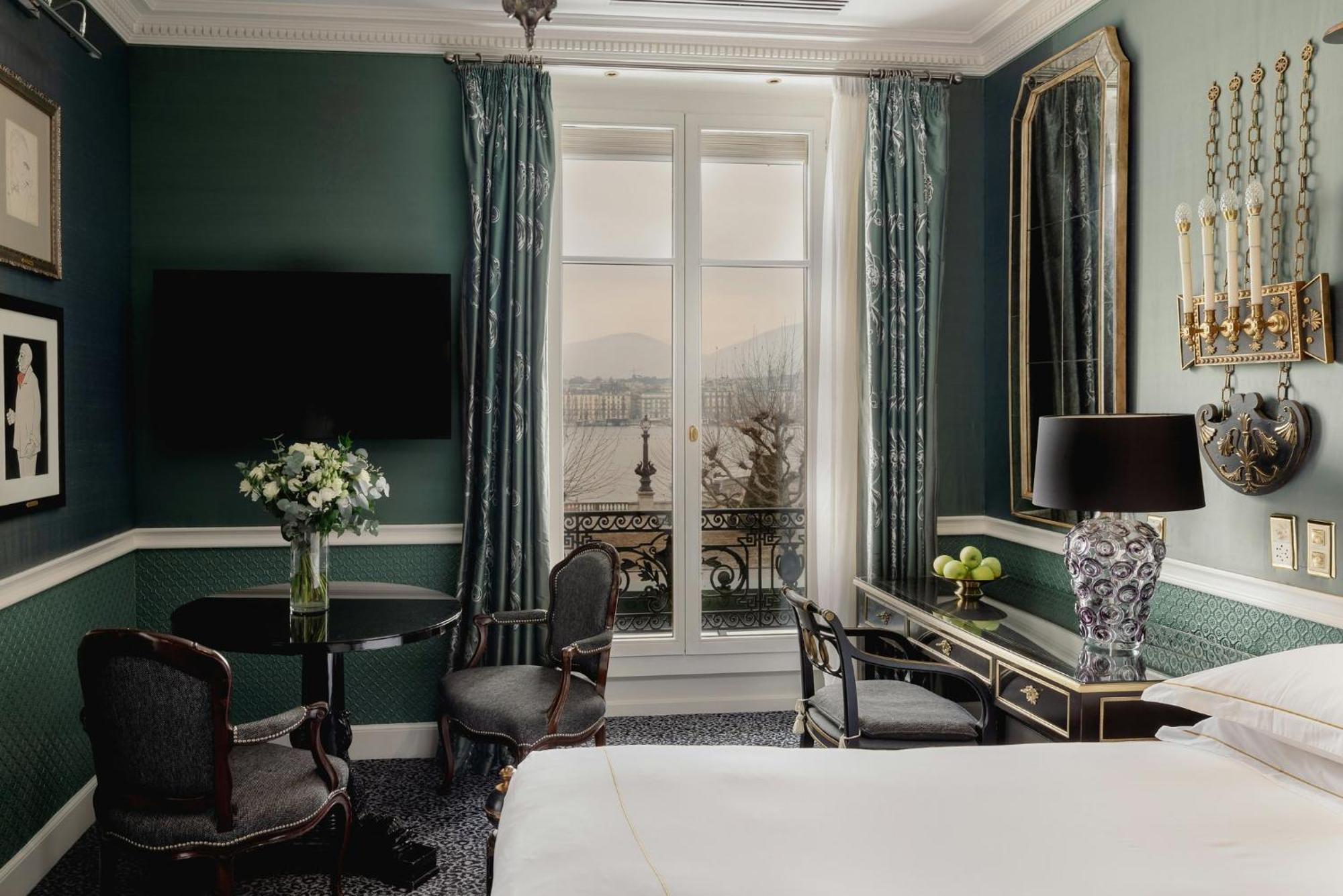 Exclusive King Room Lake View